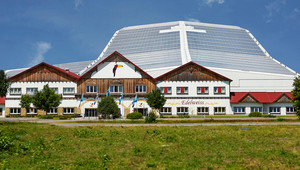 HotelundSkihalle